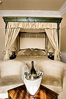 Luxury Accommodation at the Grove House - click to see the detail Luxury Accommodation at the Grove House - click to see the detail